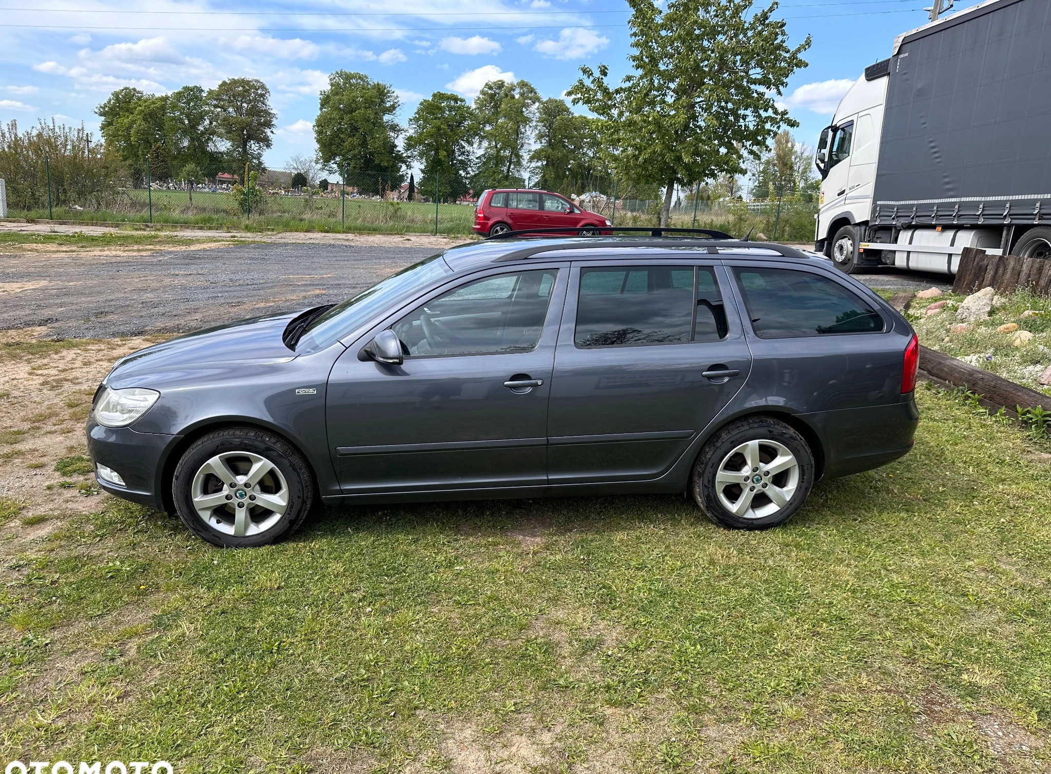 Skoda Octavia cena 21500 przebieg: 289750, rok produkcji 2011 z Międzychód małe 106